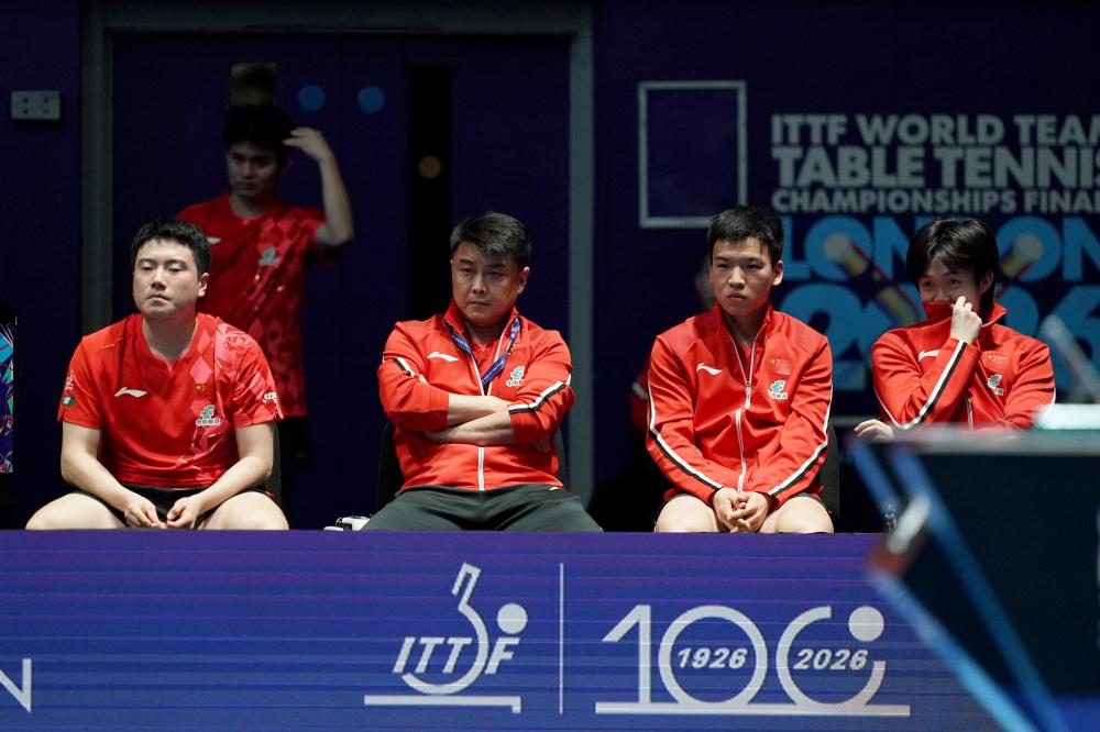 米切尔25分带领骑士复仇勇士锁定季后赛 哈登关键时刻19分助攻奠定胜局